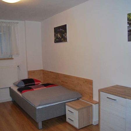 Apartament Rodzinny ชกลาร์สกา ปอเรมบา ภายนอก รูปภาพ